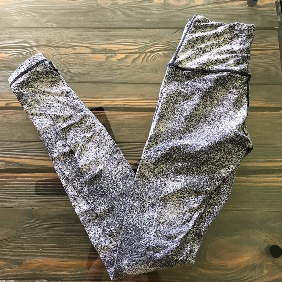 lululemon athletica Pants - Lululemon leggings 🍋